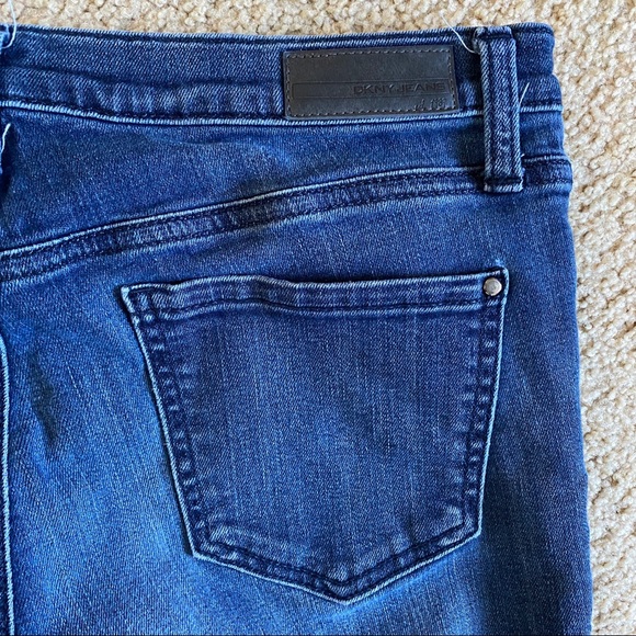 DKNY Jeans - Picture 5 of 6